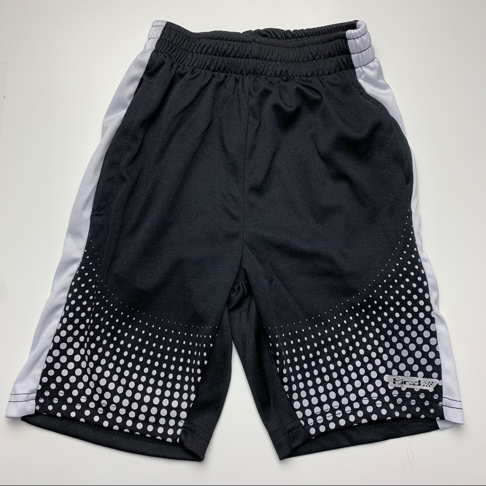 Hind black and white boys' shorts M (5/6)